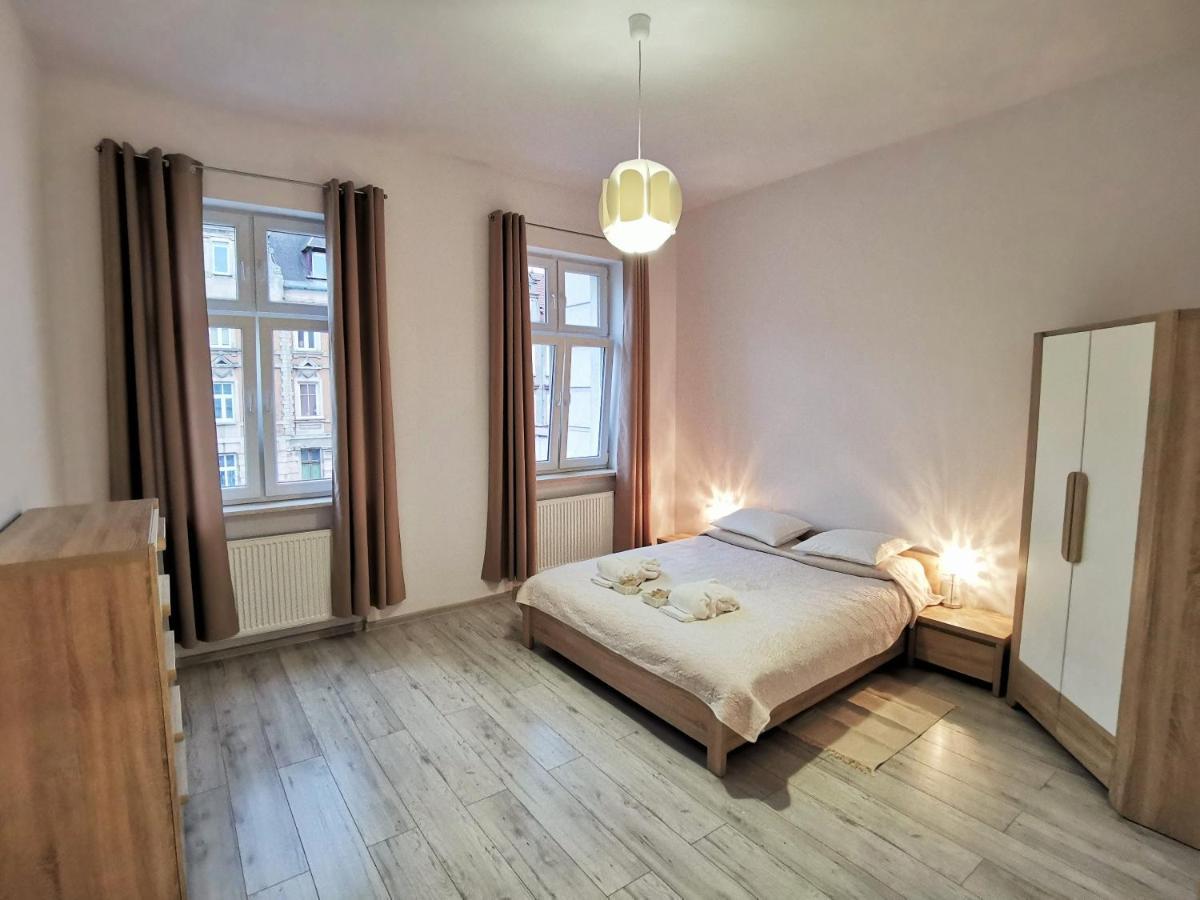 Appartamento Apartament Seven - Legnica ul. Kominka 7/8 Esterno foto