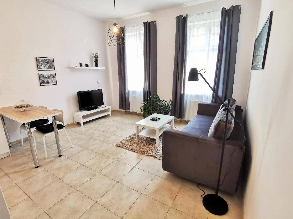 Appartamento Apartament Seven - Legnica ul. Kominka 7/8 Esterno foto