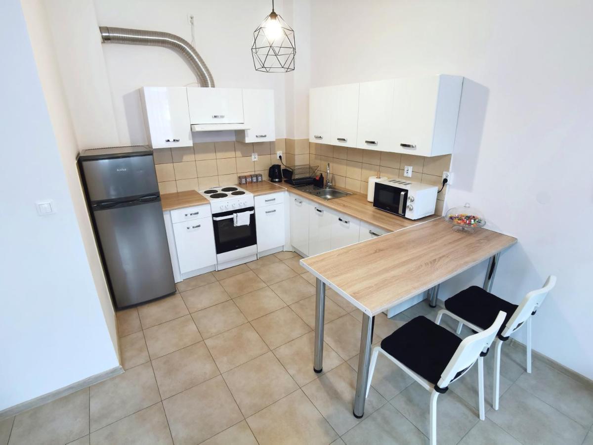 Appartamento Apartament Seven - Legnica ul. Kominka 7/8 Esterno foto